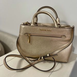 MICHAEL KORS light gold crossbody mini bag